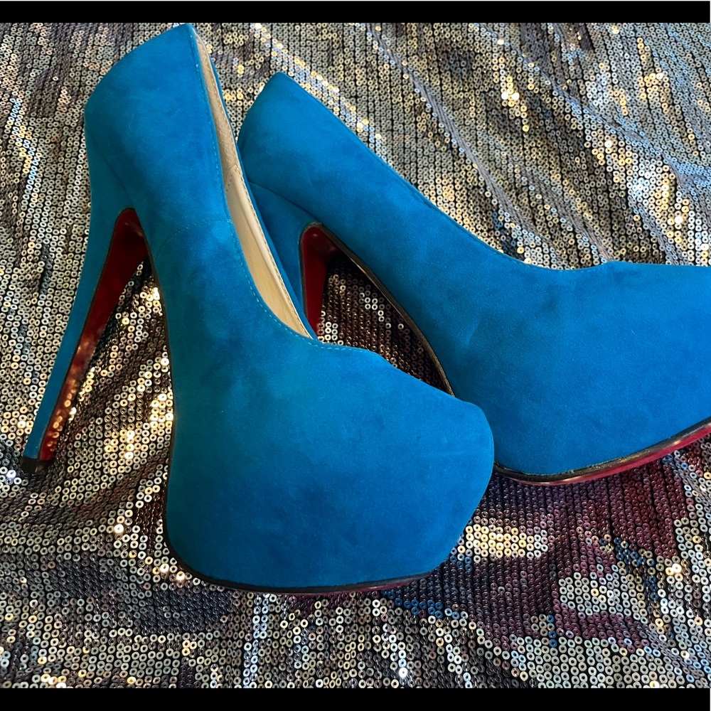 Ami Clubwear blue platform stilettos